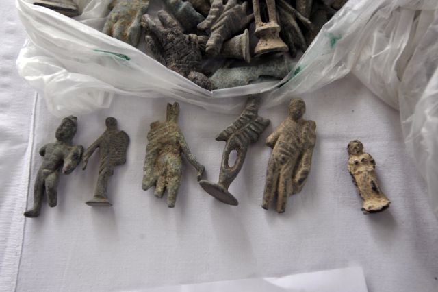 Σε εκτιμητές τα αρχαία από την εξάρθρωση κυκλώματος αρχαιοκαπηλίας